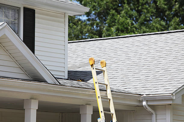 Affordable siding repair and maintenance services in Bayside, WI
